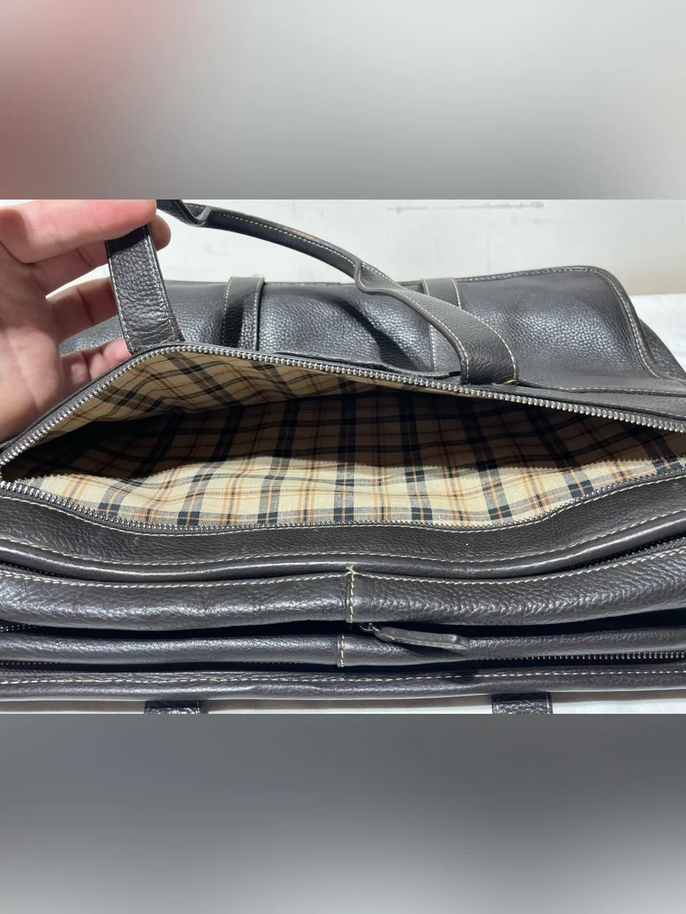 Levenger Bomber Briefcase Brown Pebbled Leather Expandable Laptop Messenger Bag
